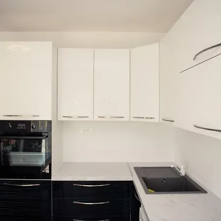 Apartment Split Split